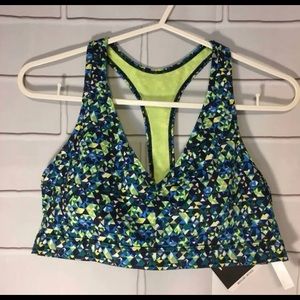 Victoria’s Secret Green geo printed sports bra